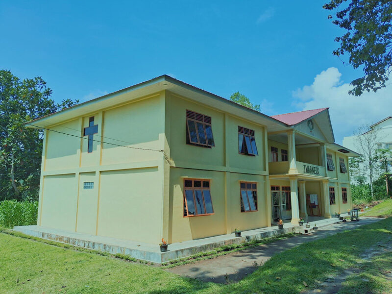 Sekolah Tinggi Guru Huria HKBP Sipoholon